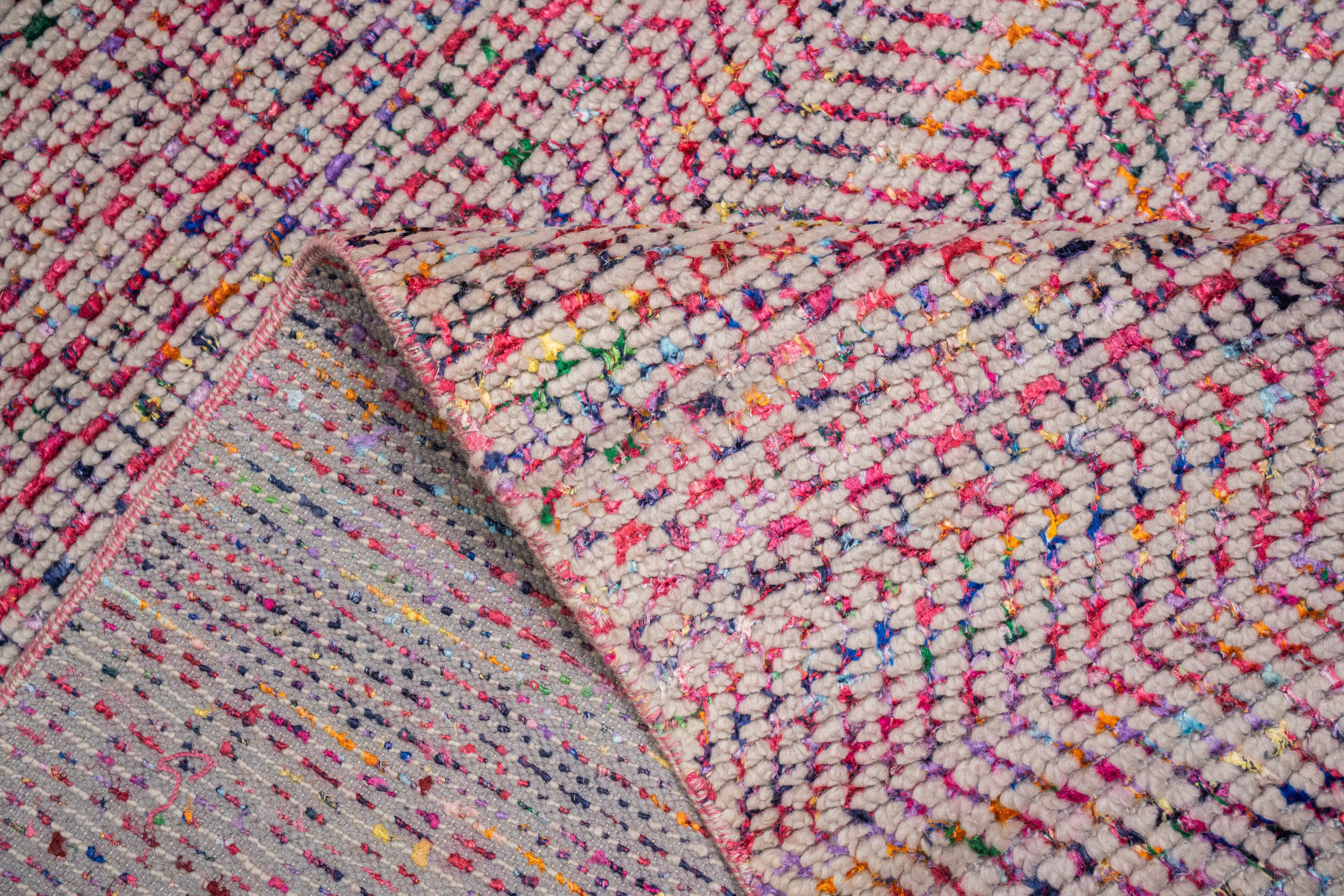 Handknotted Carpet, DIA- 4310 MCD, Pastel Grey & Turkish Rose Mix